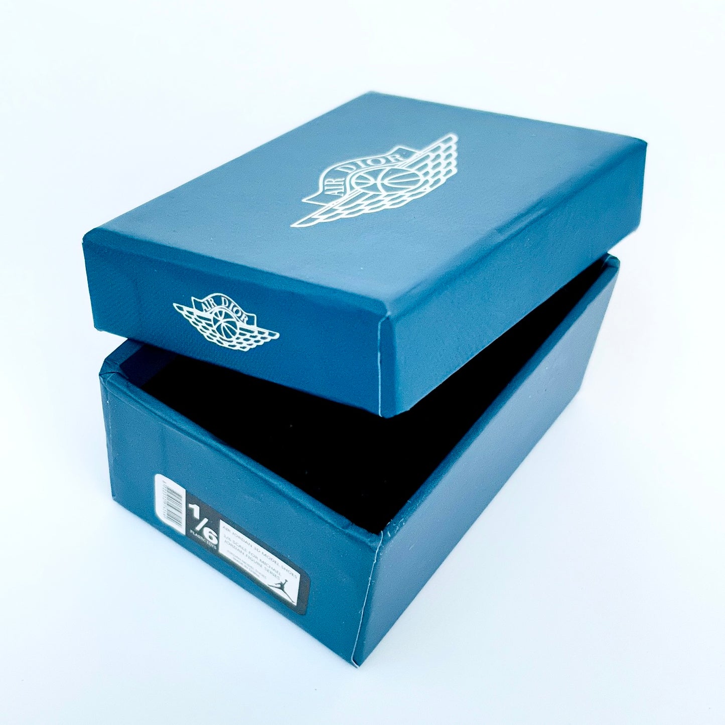 Sneakers Box Premium